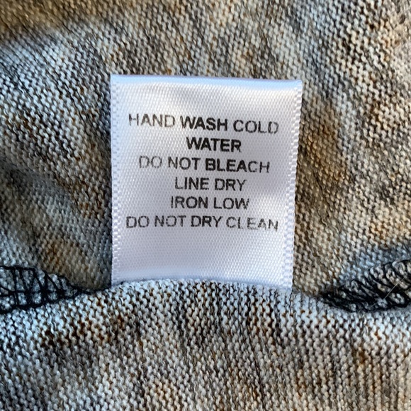 HYFVE Soft Leopard Top - Picture 6 of 13